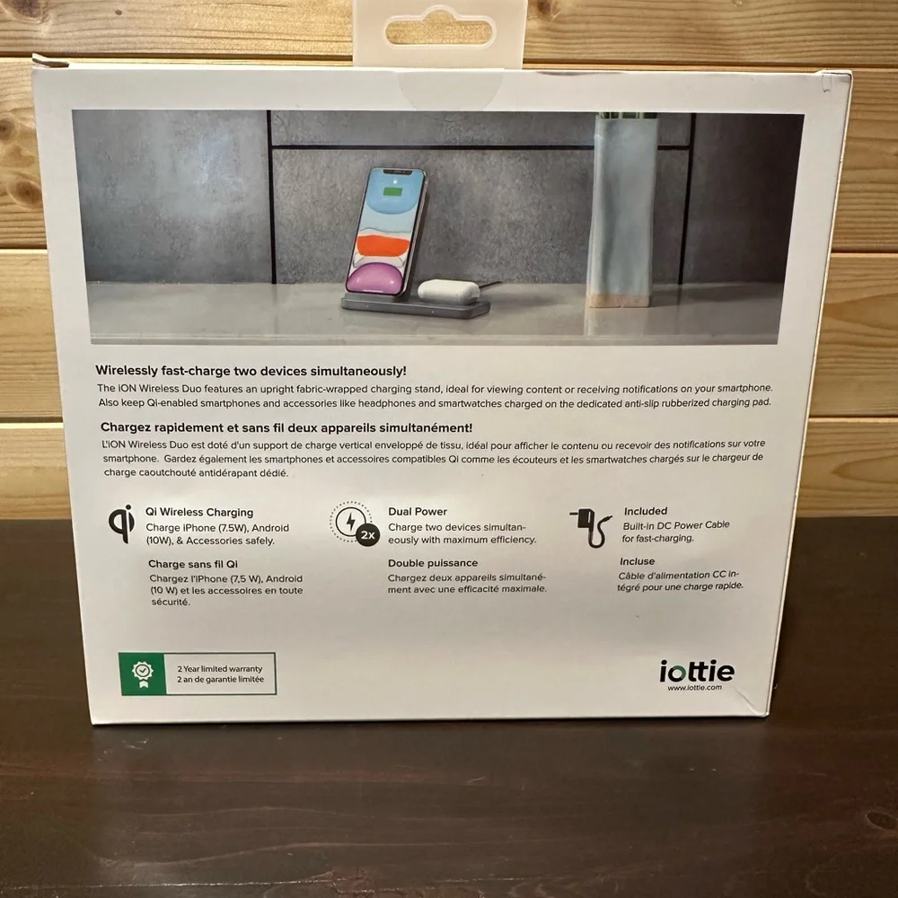 BRAND NEW IOTTIE ion wireless duo stand + pad charging device